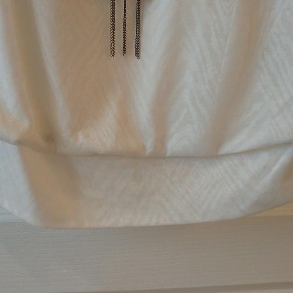 Women's Blouse - Picture 4 of 5