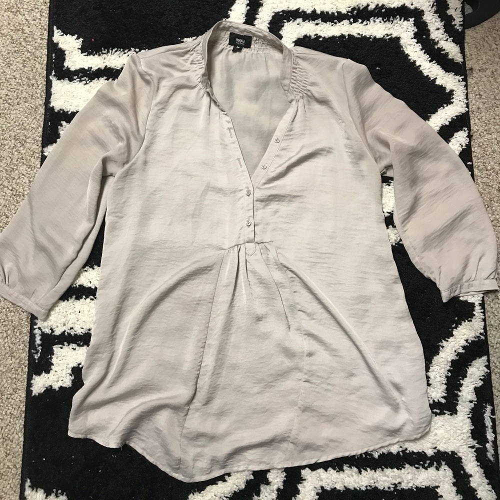 Long sleeve blouse