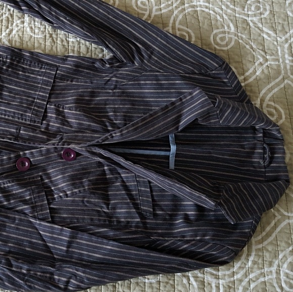 Pin striped Jacket - Picture 1 of 2