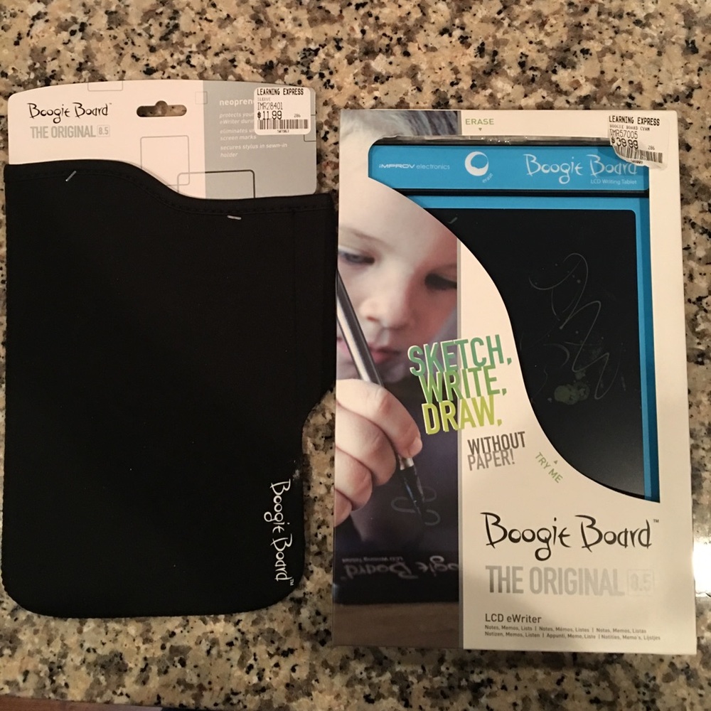 Boogie board and case