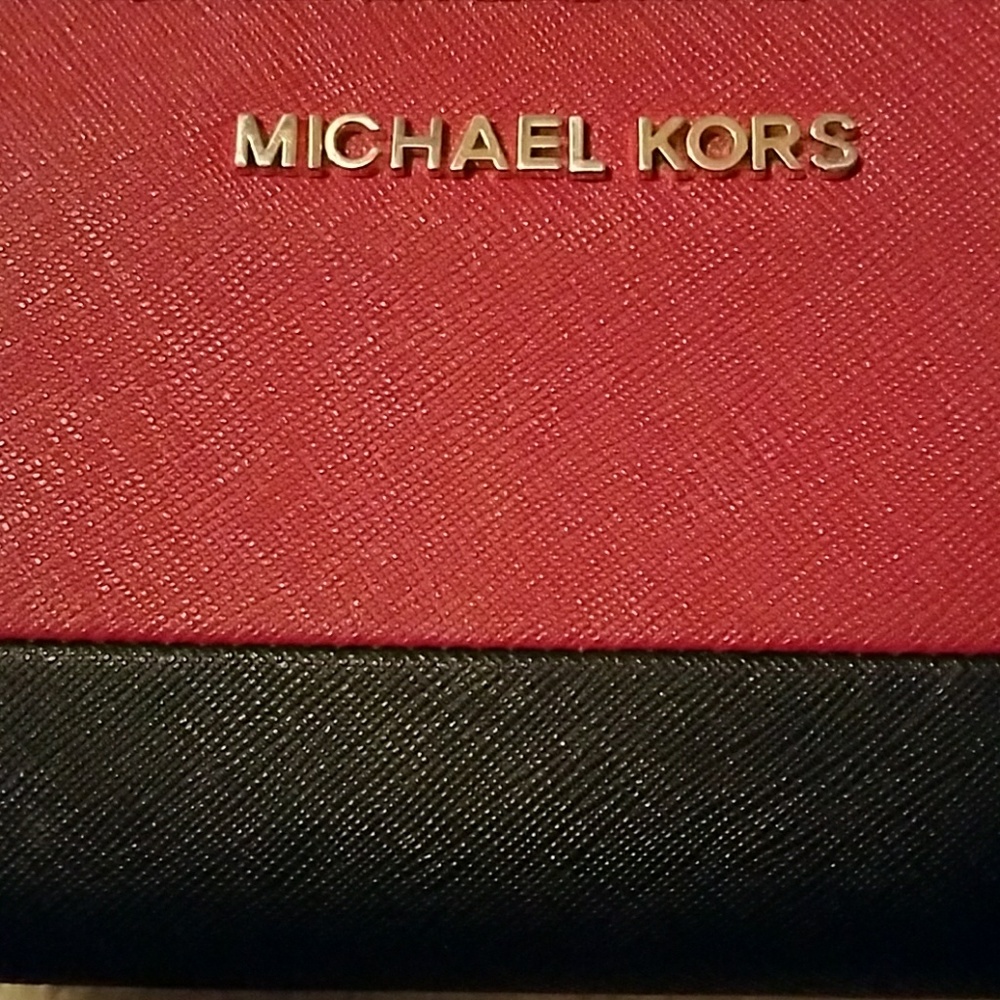 Michael Kors wallet