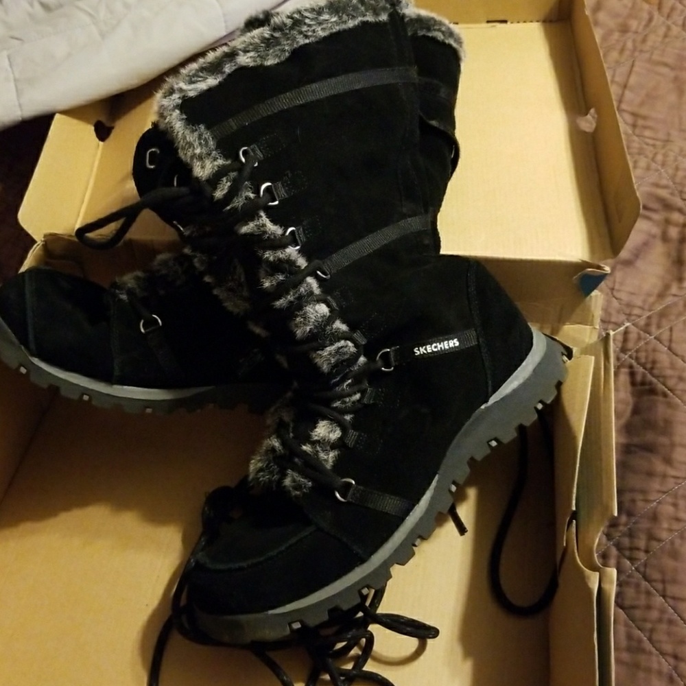 Black Skechers Grand Jams Unlimited furry boots