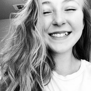 Meet your Posher, Lily