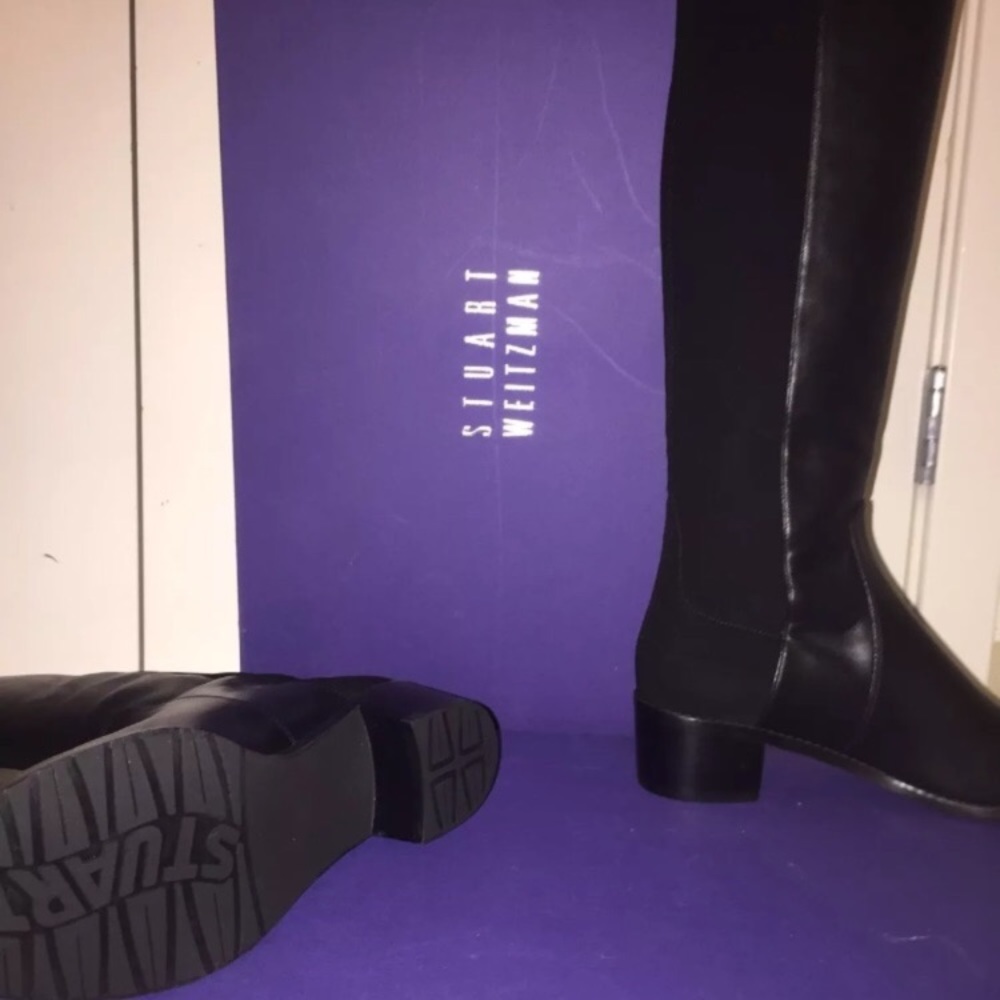 Stuart Weitzman 5050 Boot