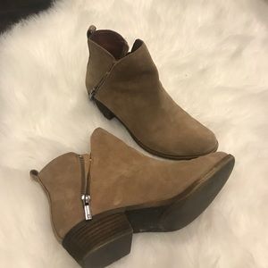 lucky brand booties