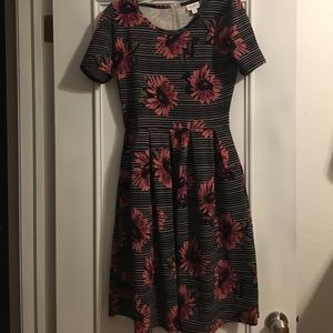 Gorgeous floral Amelia like new worn once