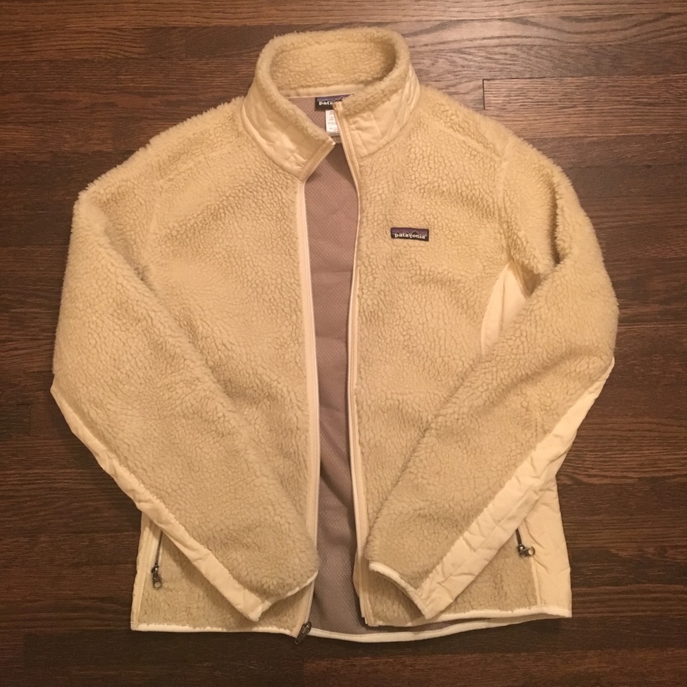 Patagonia cream fleece jacket, perfect condition!