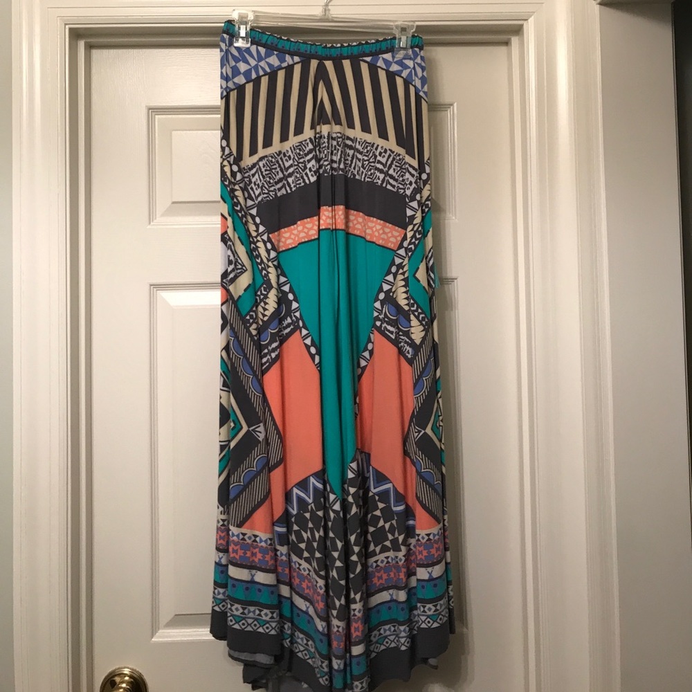 Flying tomato Maxi skirt