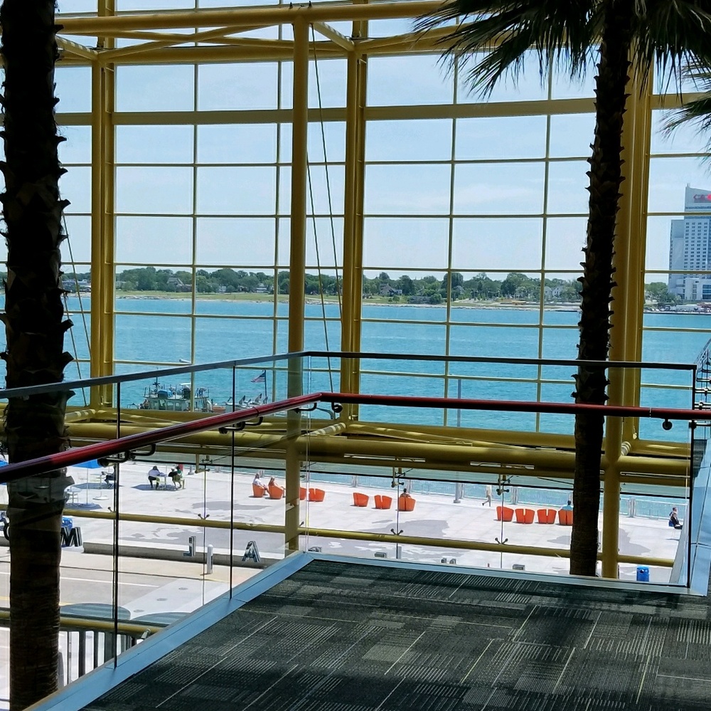 Meet your Posher, Brandi