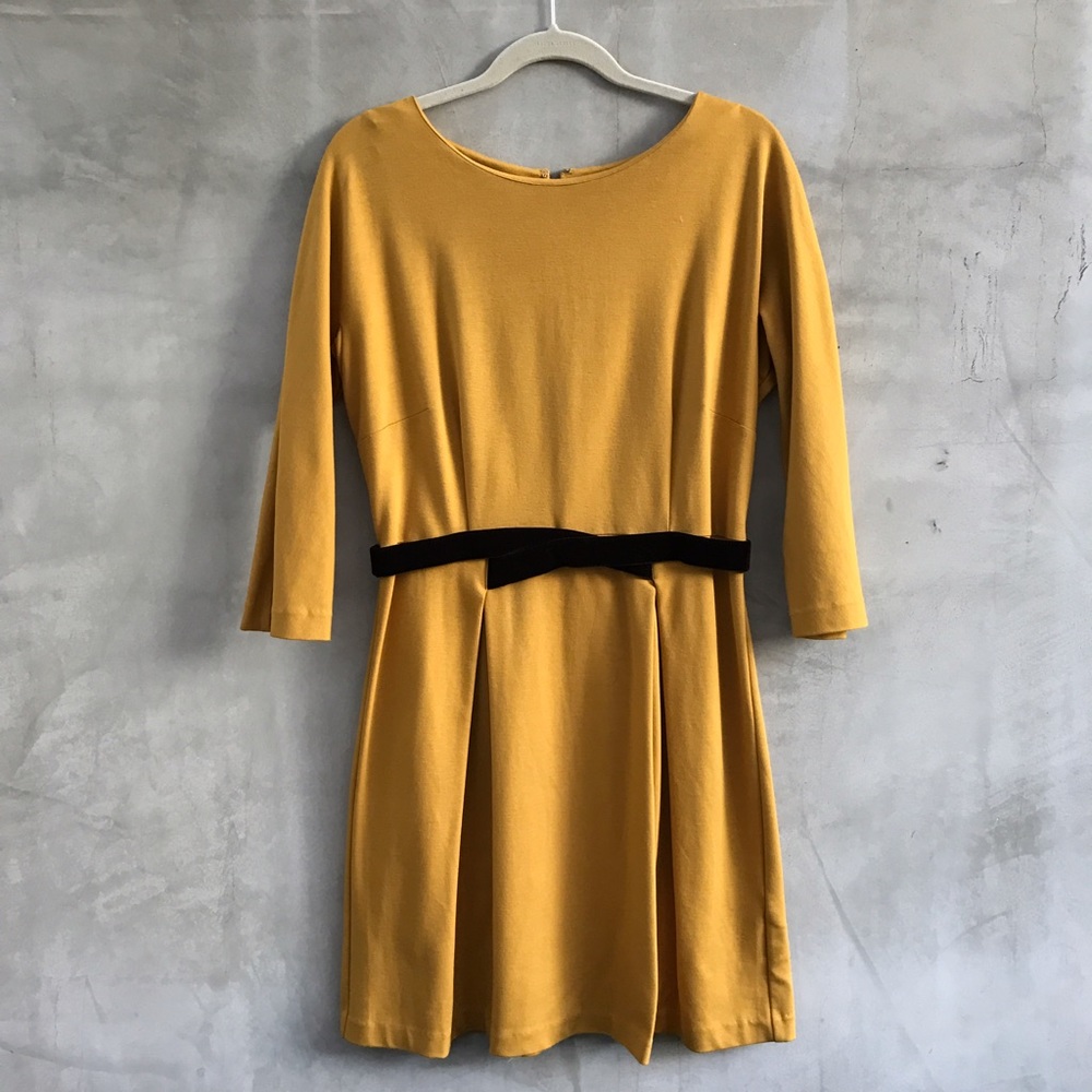 Girls from Savoy (Anthropologie) Yellow dress - Picture 3 of 7
