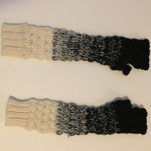 NWOT Ombré Fingerless Gloves