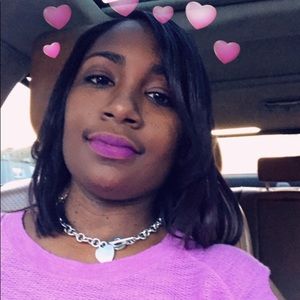 Meet your Posher, Katrina