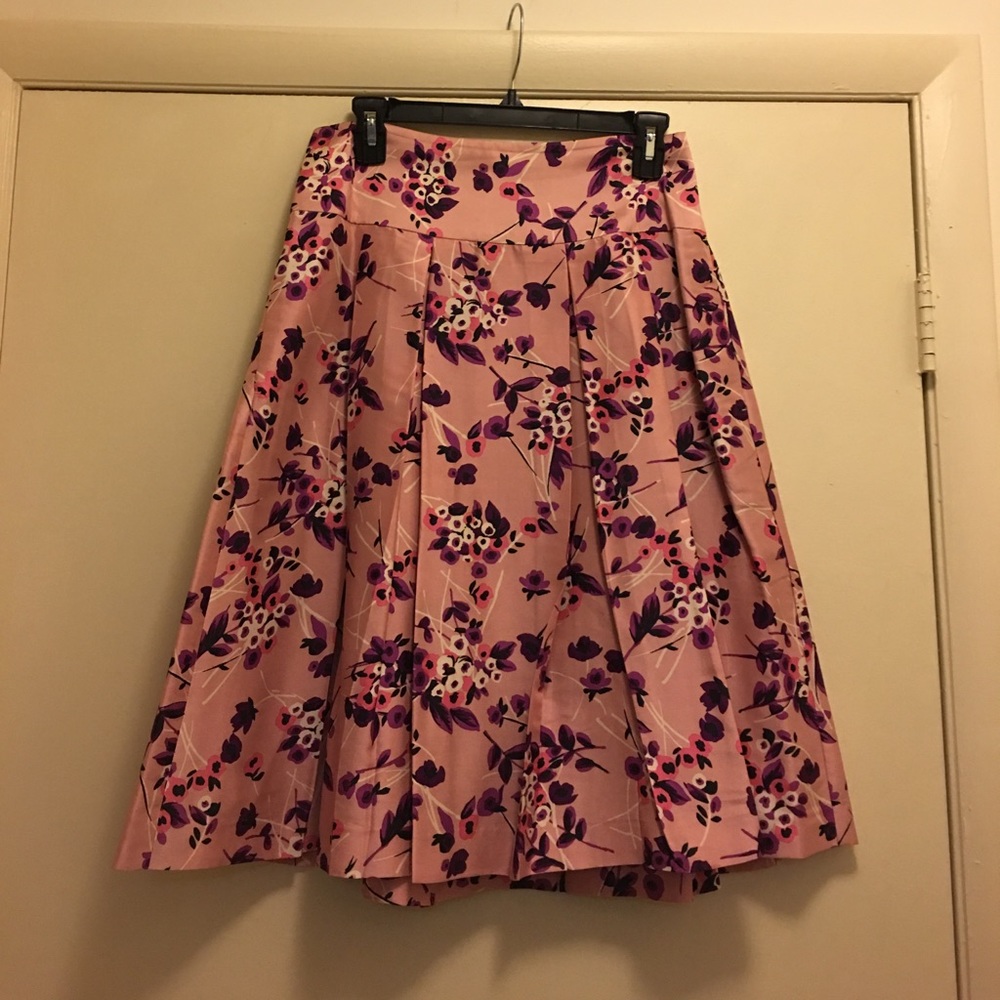 Silk  Floral  Print EXPRESS A-line Skirt Size 8