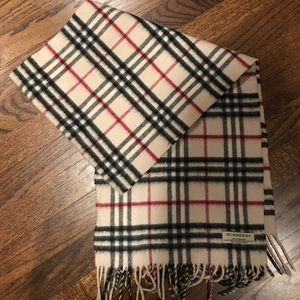 Burberry cashmere scarf