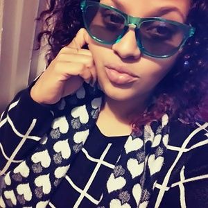 Meet your Posher, Beronica