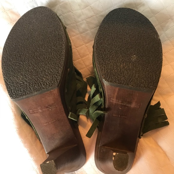 Green Clogs - Picture 2 of 4