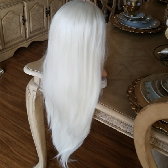 White Blonde Lacefront Wig 22-26 inches main image 8