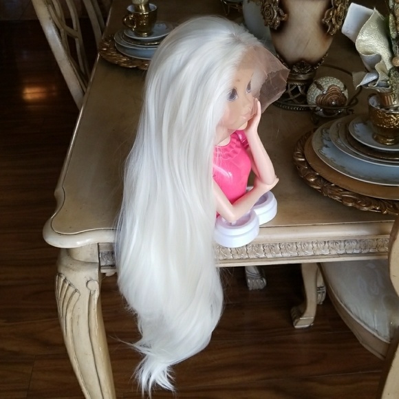 White Blonde Lacefront Wig 22-26 inches main image 5