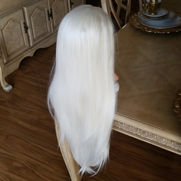 White Blonde Lacefront Wig 22-26 inches main image 7