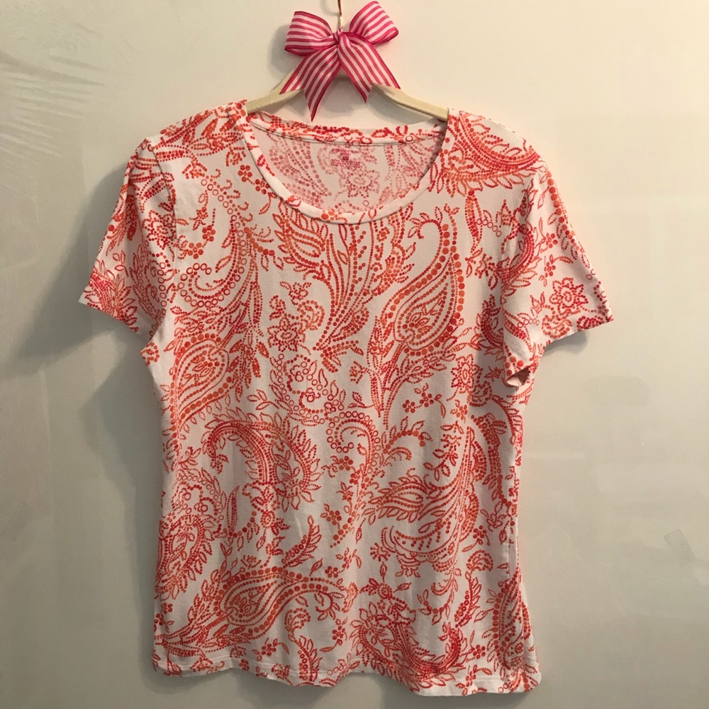 Eye catching top