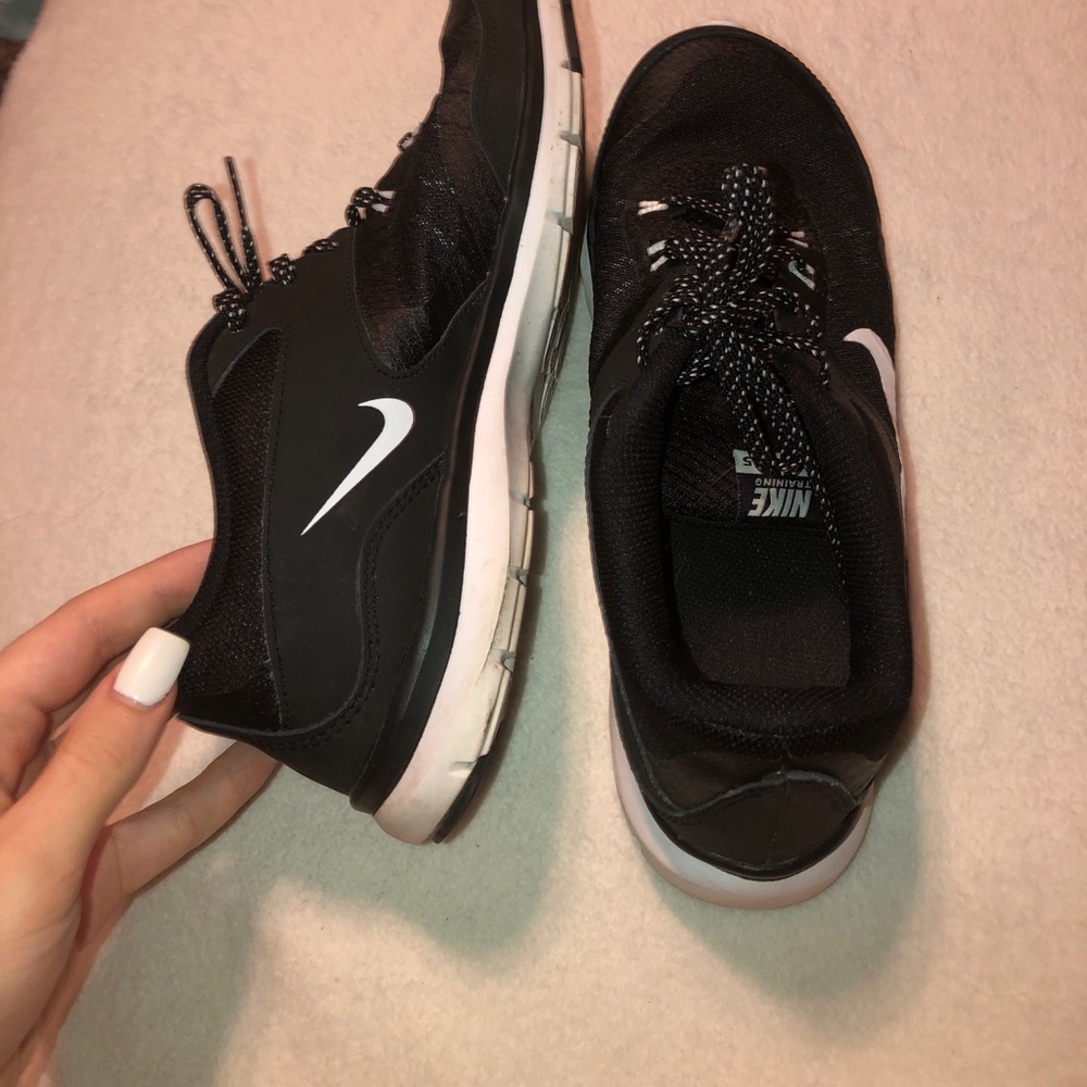 nike running shoes