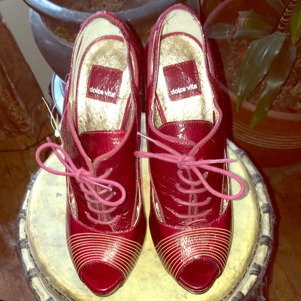Dolce Vita Cordovan Heels