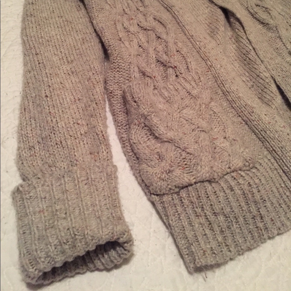 Cozy gray cardigan/sweater