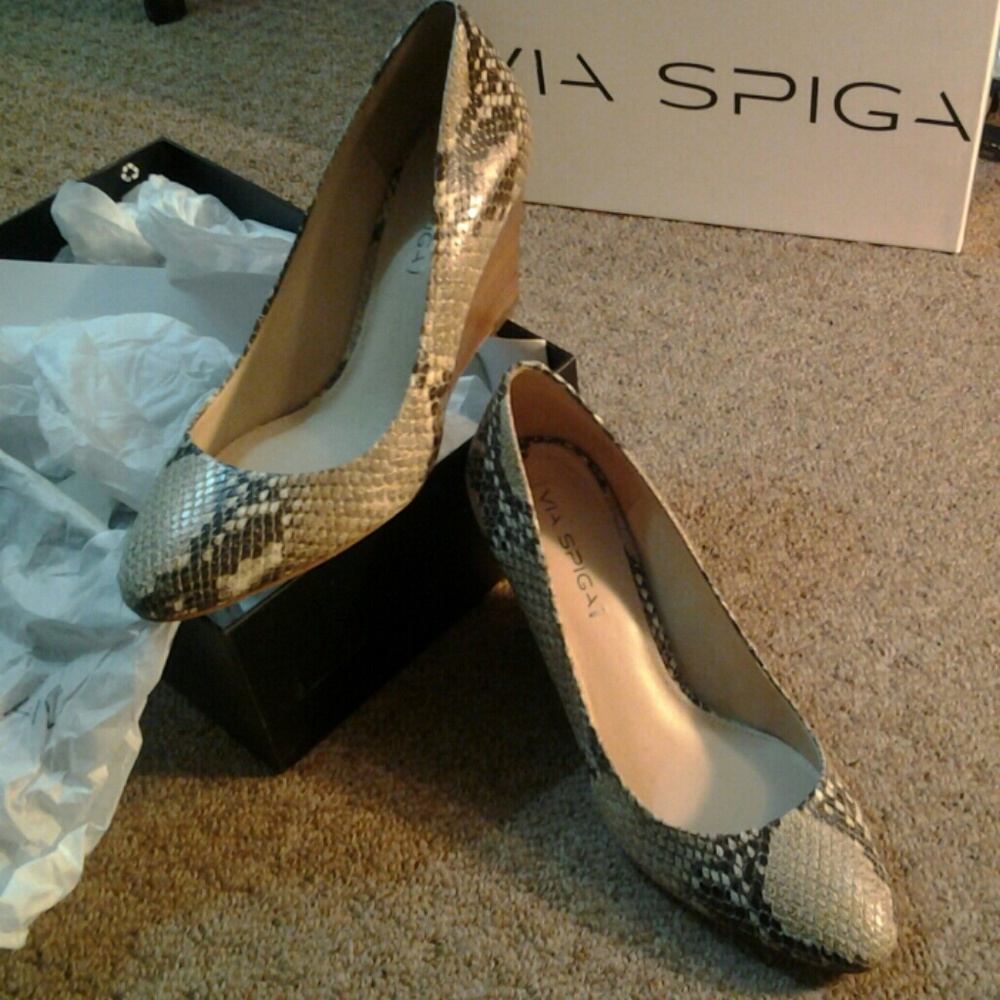 Via Spiga wedge heels