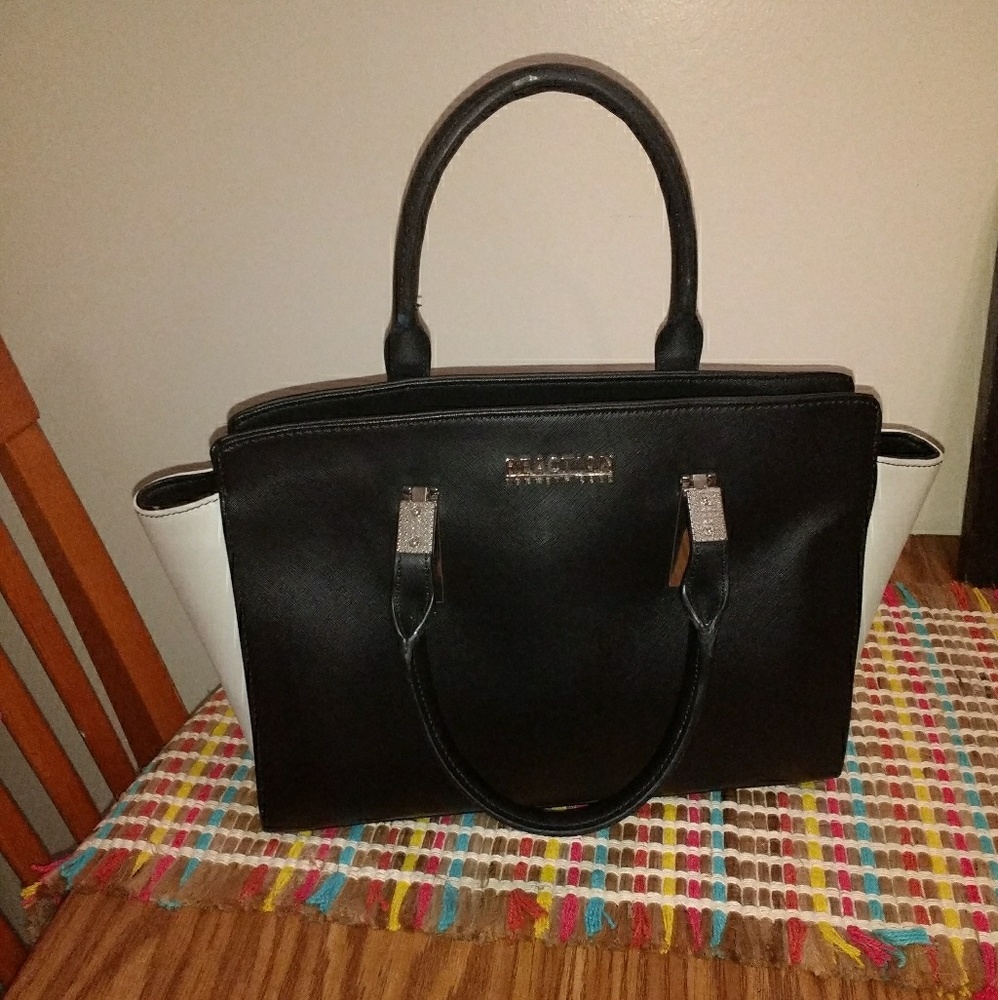 Kenneth Cole reaction handbag