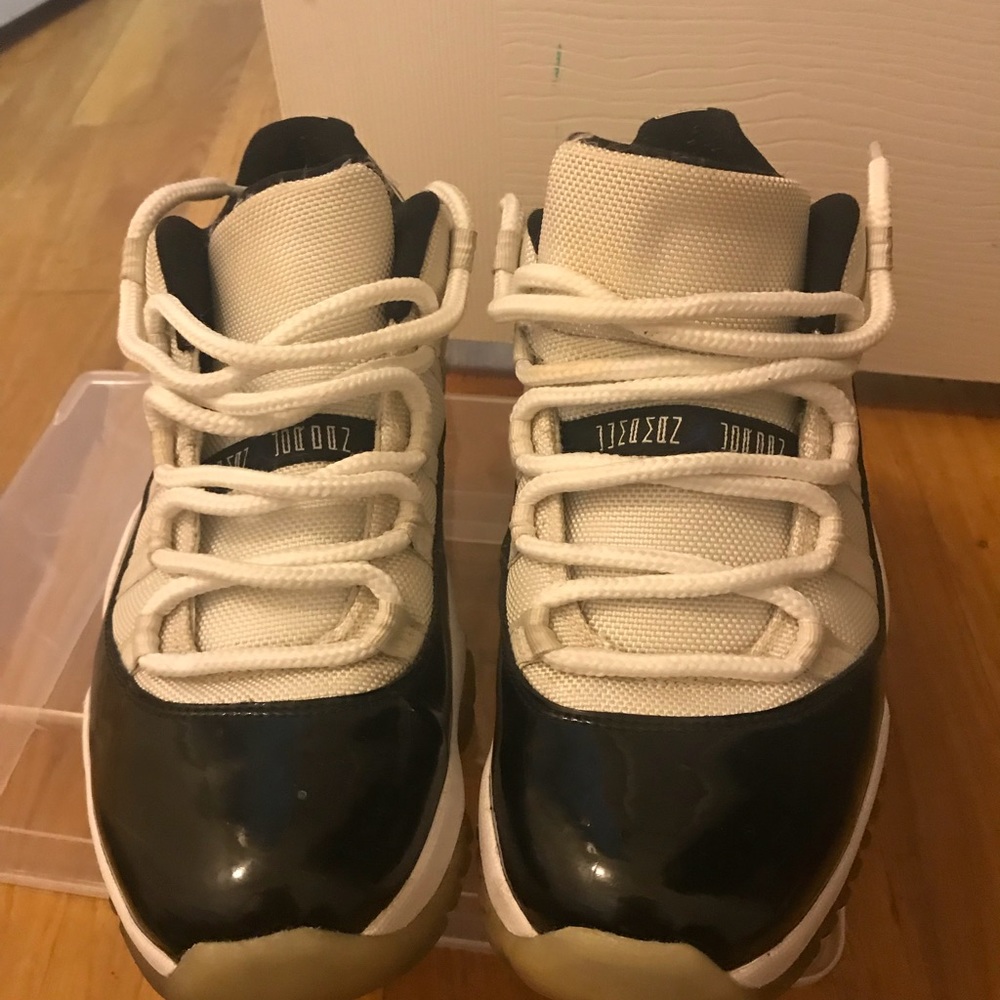 Good condition Sneakers