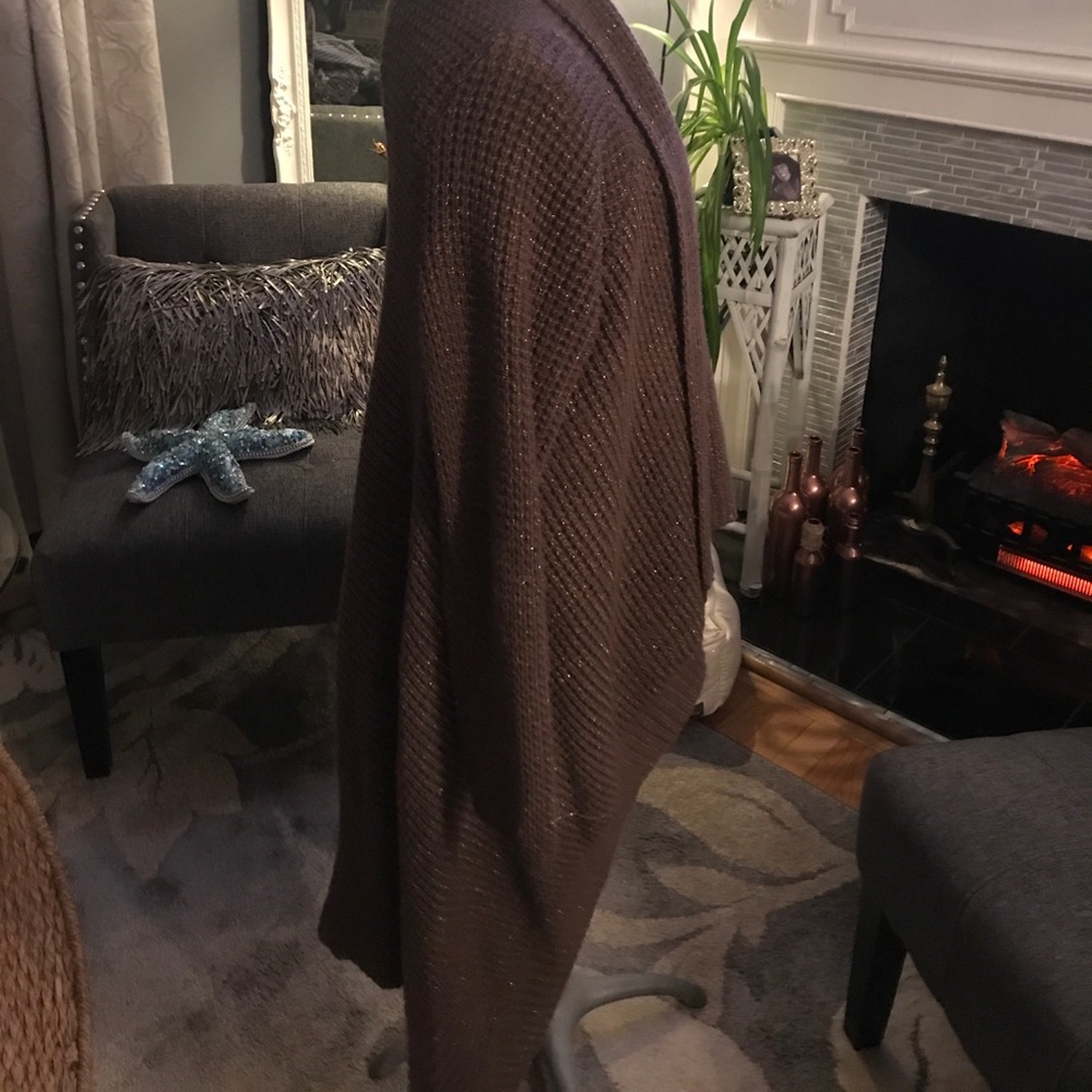 Sweater - Picture 2 of 5