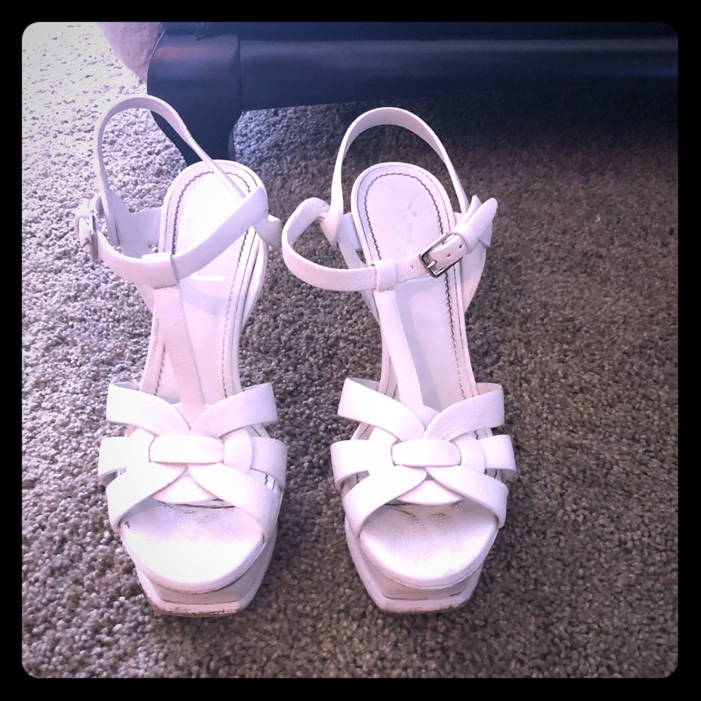 Snow white Tributes Yves Saint Laurent