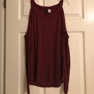 H&M cut off shoulders top