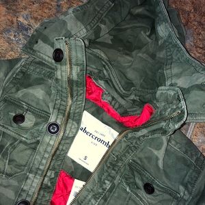 Boys Abercrombie winter parka- Camo