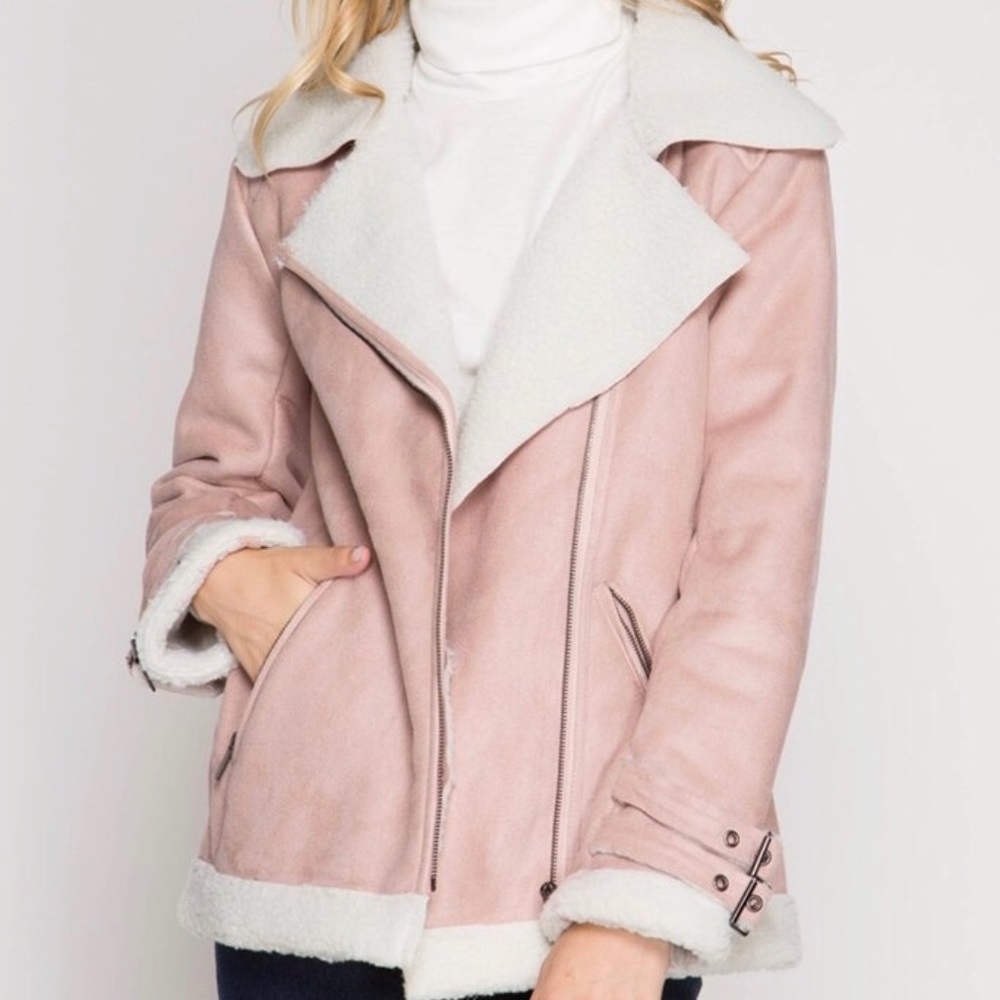 🌟Faux Shearling Jacket🌟 - Picture 2 of 5