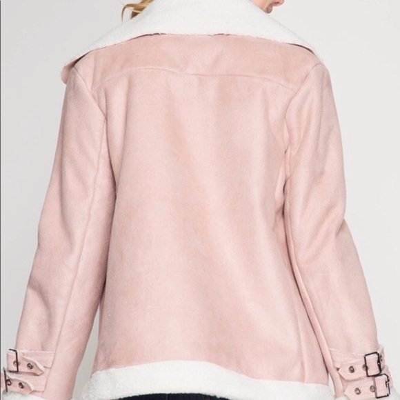 🌟Faux Shearling Jacket🌟 - Picture 4 of 5