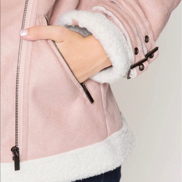 🌟Faux Shearling Jacket🌟 - Picture 5 of 5