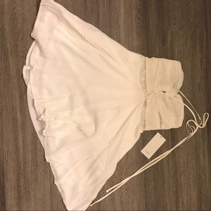 white NWT Tobi dress size small