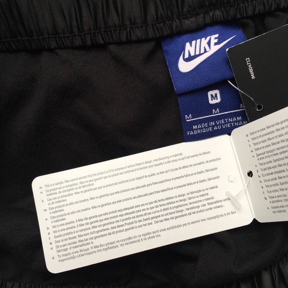 Women's Nike Woven Day Skirt - Picture 7 of 7