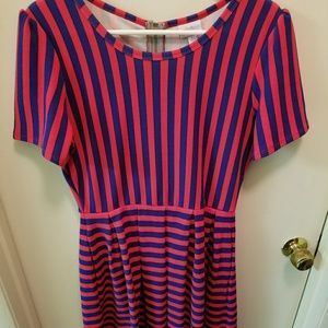 LuLaRoe L striped Amelia EUC
