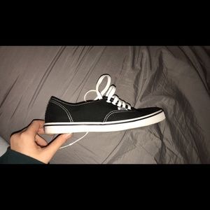 Black vans