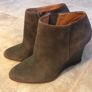Halogen® 'Selbi' Wedge Bootie (Charcoal, size 8)