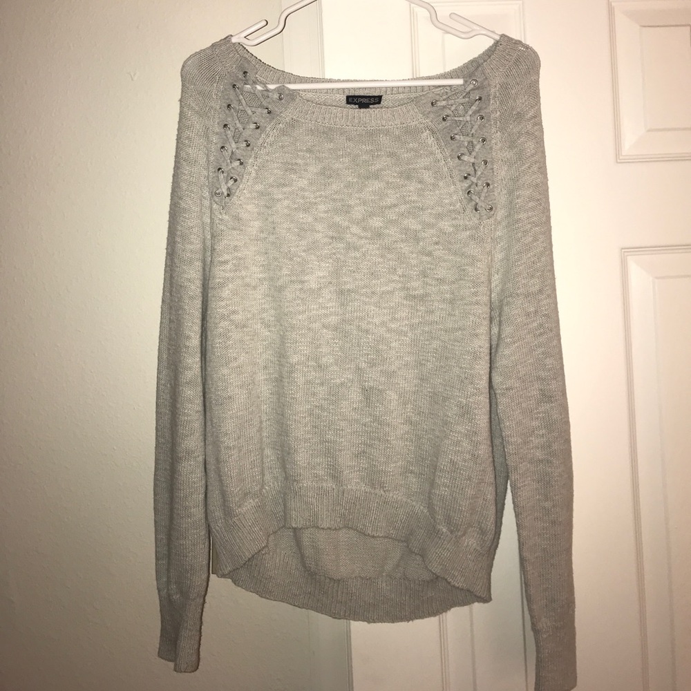 EXPRESS Size Small Sweater