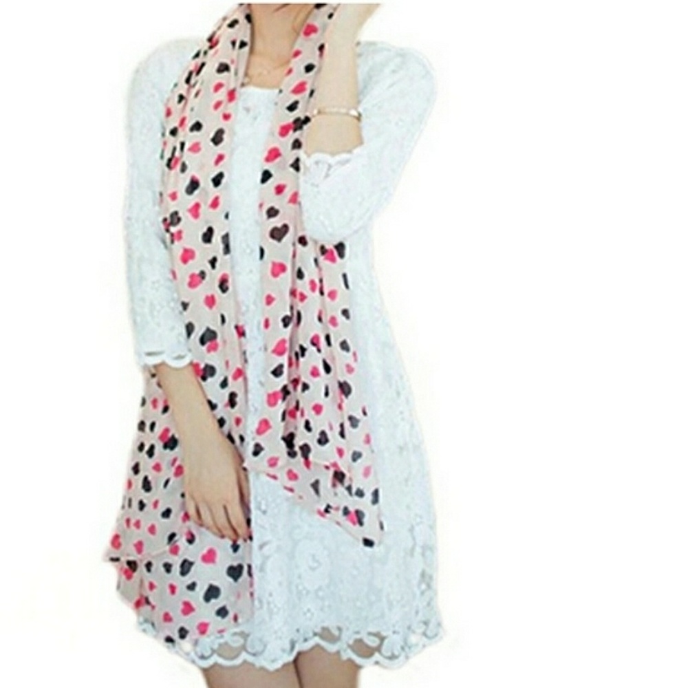 🎁3/$20 Decorative Heart Scarf