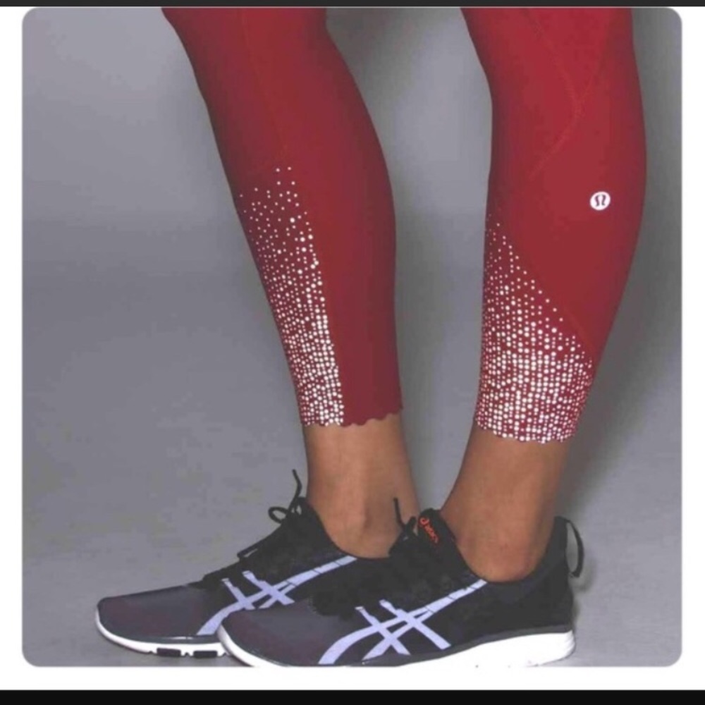 Lululemon tight stuff  reflective leggings size 2