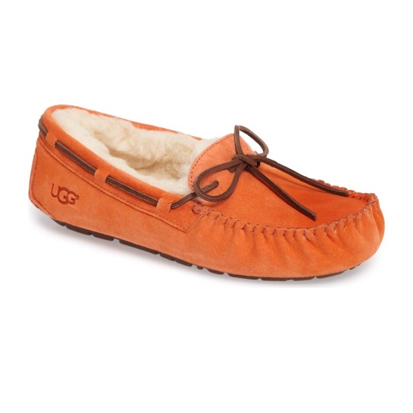 🚫Sold 🚫Ugg Dakota Slipper - Picture 4 of 6