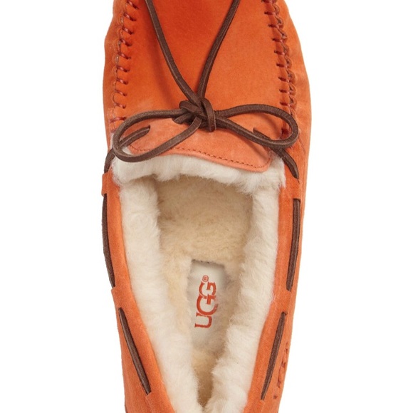 🚫Sold 🚫Ugg Dakota Slipper - Picture 5 of 6