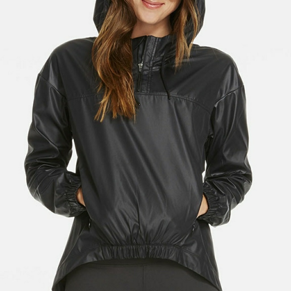 Fabletics Europa Pullover Size Large - image 1