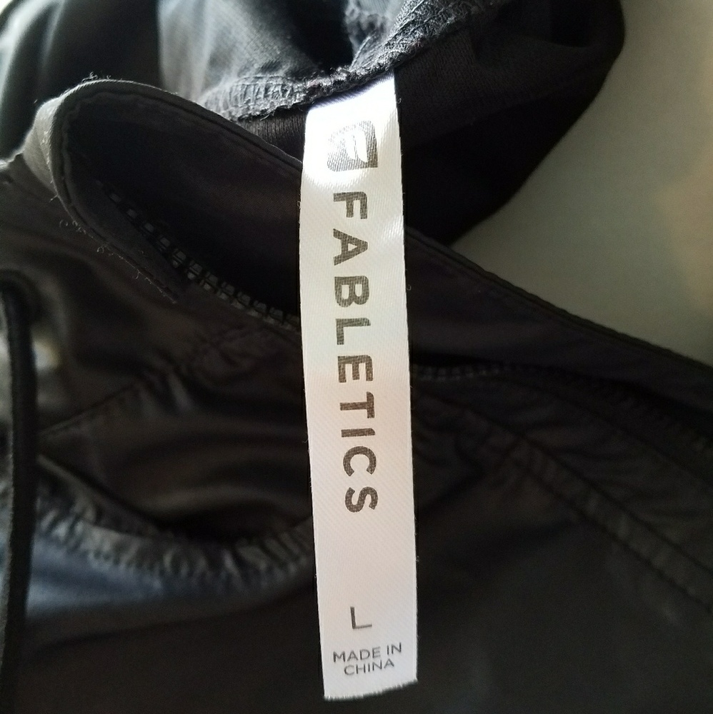 Fabletics Europa Pullover Size Large - image 6