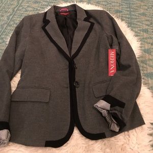 Merona beautiful grey with black detail blazer